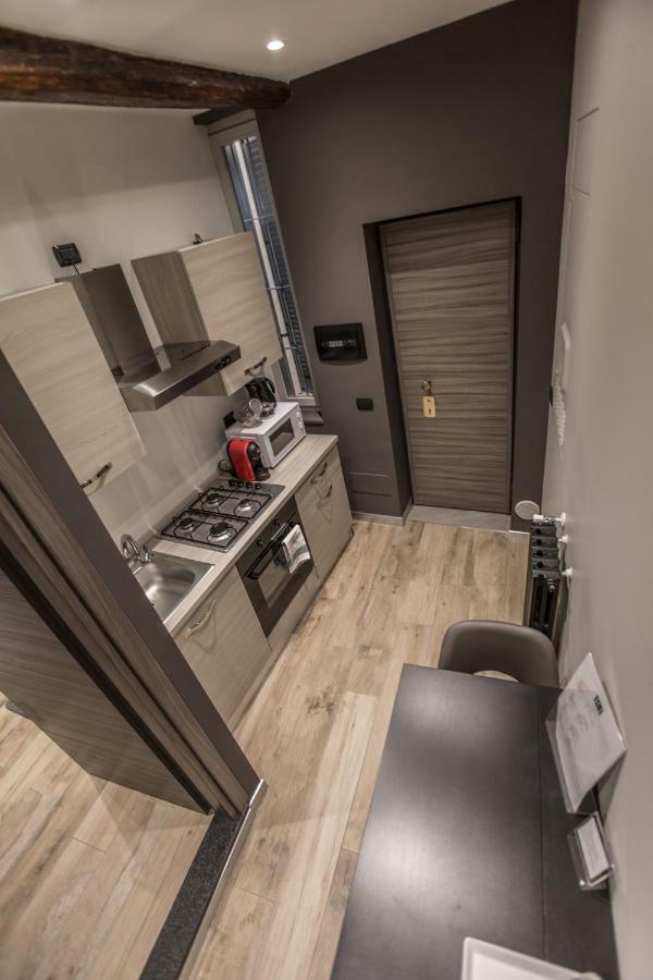 Suite 11 Near Duomo Милан Экстерьер фото